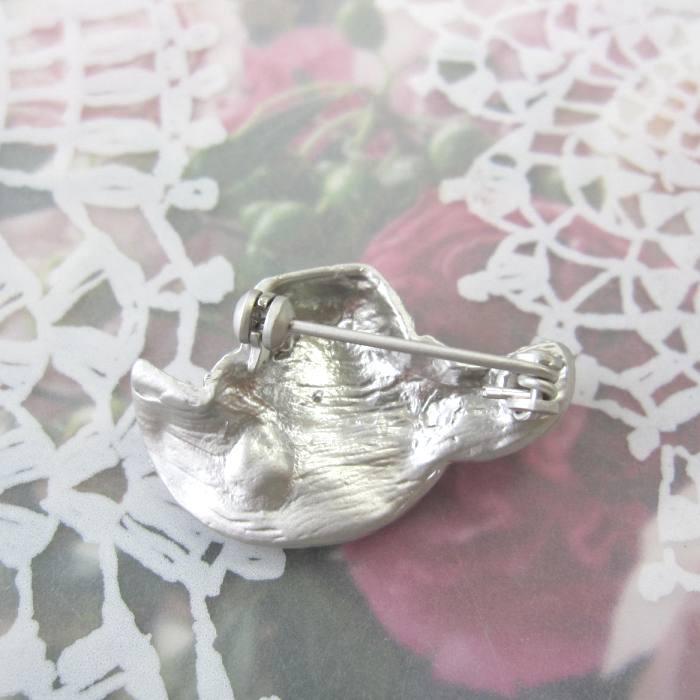 【ふるさと納税】高知産天然赤珊瑚の帽子のブローチ サムネイル3