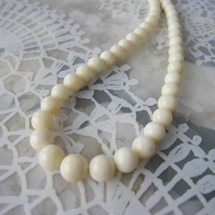 シナ海珊瑚のネックレス