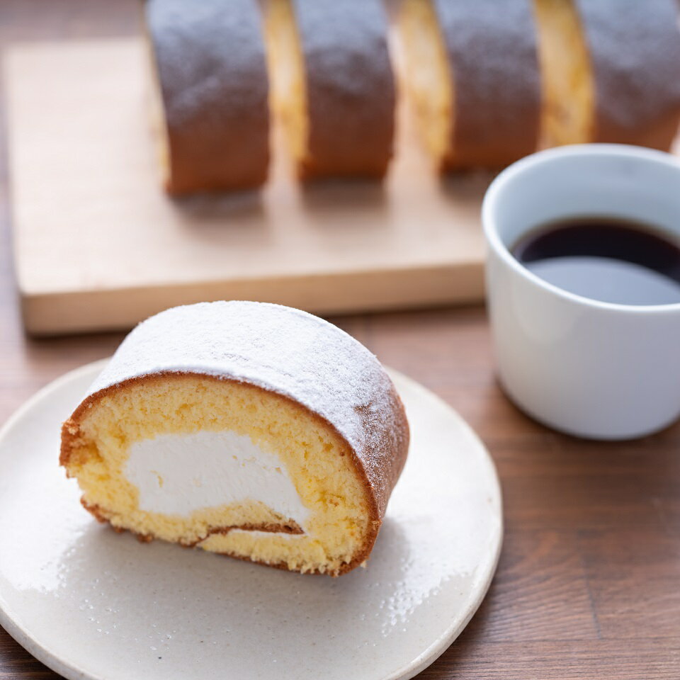 【ふるさと納税】 ロールケーキ ( バニラ ) ケーキ 洋菓子 スイーツ けーき お菓子 おかし おやつ 冷凍 誕生日 ギフト プレゼント 贈り物 デザート 焼き菓子 お取り寄せ ふるさと納税 1万円 以下 高知 黒潮町 母の日 父の日 [0972] - 画像2