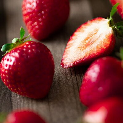 【ふるさと納税】【11月下旬より順次発送】苺本来の酸味と甘み!贈答用あまおう 12-15粒(大牟田市)【配送不可地域：離島・北海道・沖縄県】【1226681】 サムネイル2