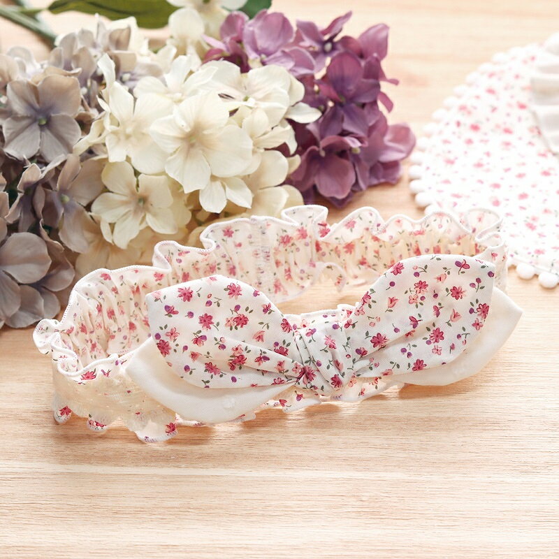 【ふるさと納税】スイートリボン ヘアバンド 頭囲 40cm 〜 48cm スタイ 1点 セット おそろいの生地 赤ちゃんの城 ベビー用品 子供服 ベビー 赤ちゃん バンダナ プレゼント ギフト かわいい 日本製 セット使い 単品使い 福岡県 久留米市 お取り寄せ 送料無料 サムネイル3