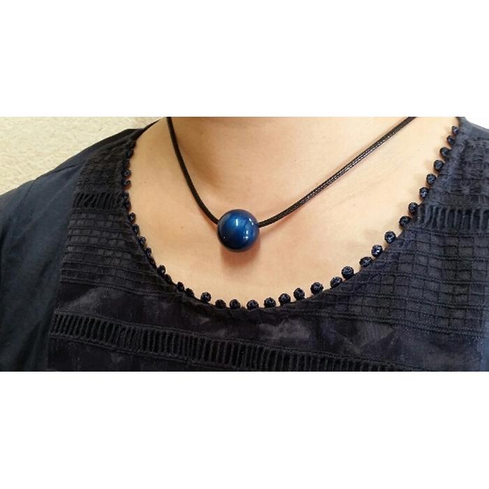 【本漆塗】漆ペンダント21mm(メタリックブルー) アクセサリー ネックレス 装飾品 漆玉 職人技 軽量