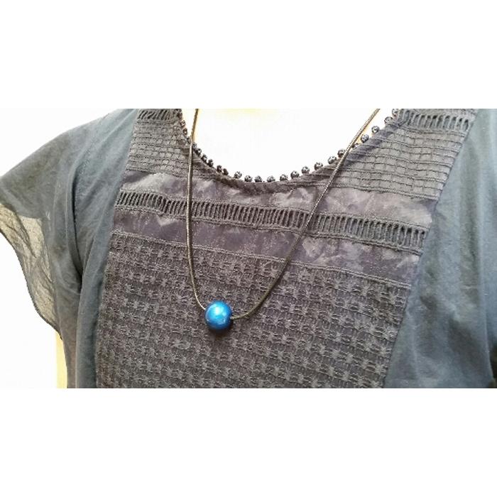 【ふるさと納税】【本漆塗】漆ペンダント18mm(メタリックブルー) アクセサリー ネックレス 装飾品 漆玉 職人技 軽量 サムネイル2