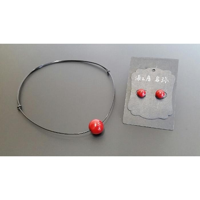 【本漆塗】漆ペンダントとピアスセット(レッド) アクセサリー ネックレス ピアス イヤリング 装飾品 漆玉 職人技 軽量