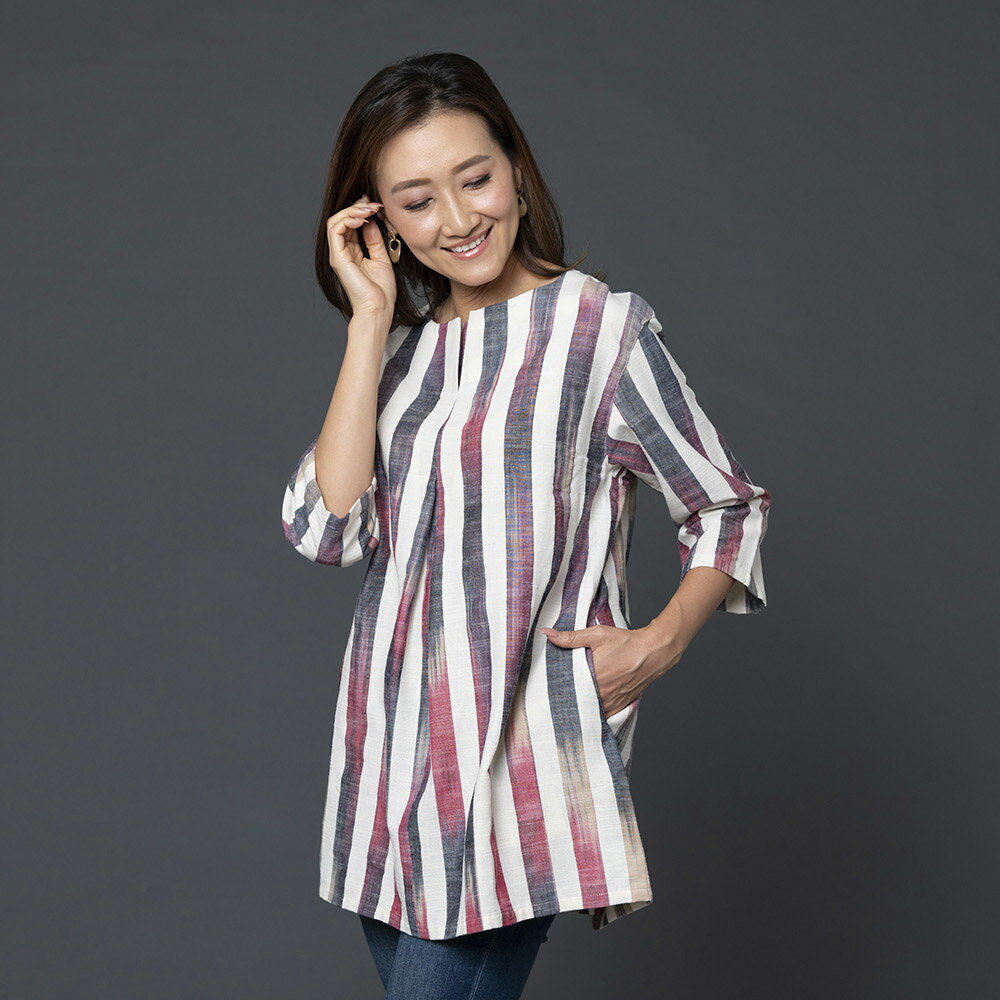 【ふるさと納税】久留米絣のタックブラウス 1着 フリーサイズ 9〜11号対応 レディース ファッション ブラウス トップス 久留米絣 筑後市 福岡県 送料無料 サムネイル3