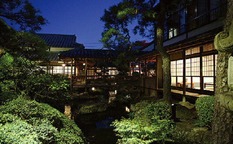 【ふるさと納税】食事券 福岡 冬のジビエ 料亭 さとう別荘 天然鴨 鍋コース 2名様 お食事券 ジビエ 鴨 鍋 鴨鍋 2名 ペア - 画像3