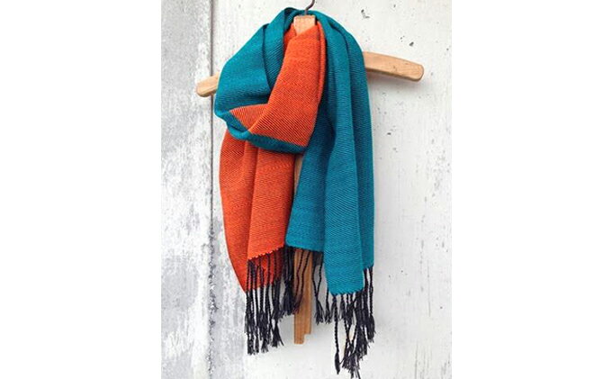 【ふるさと納税】ito to iro 手染め・手織り仕上「ストール」 ターコイズグリーン×オレンジ・バイカラー（ツイル織り） ファッション小物 サムネイル2