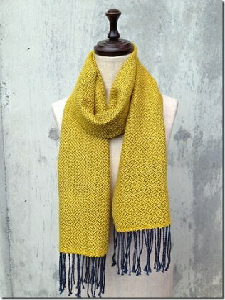 【ふるさと納税】ito to iro 手染め・手織り仕上「ストール」メリノウール100% 網代斜紋・マスタードイエロー ファッション小物 サムネイル3