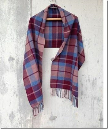 【ふるさと納税】ito to iro 手染め・手織り仕上 メリノウール100％　ストール【3】 ファッション小物 サムネイル2