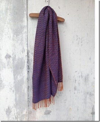 【ふるさと納税】ito to iro 手染め・手織り仕上 メリノウール100％　ストール ライトブラウン・ネイビー ファッション小物 サムネイル3