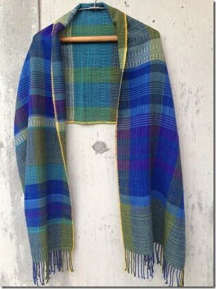 【ふるさと納税】ストール 「ito to iro」手染め 手織り仕上 メリノウール100％ ストール【5】 ファッション小物 おしゃれ ギフト プレゼント 天然素材 春先 お花見 サムネイル3