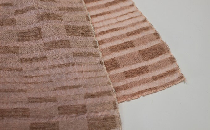 【ふるさと納税】ストール 桜染 エアウールチェックボーダーストール 桜ピンク 雑貨 日用品 ファッション 織物 染物 工房夢細工 サムネイル3