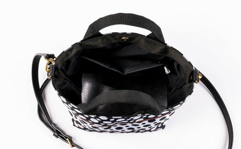 【ふるさと納税】畳縁ドット ショルダーバック (白黒) サムネイル3