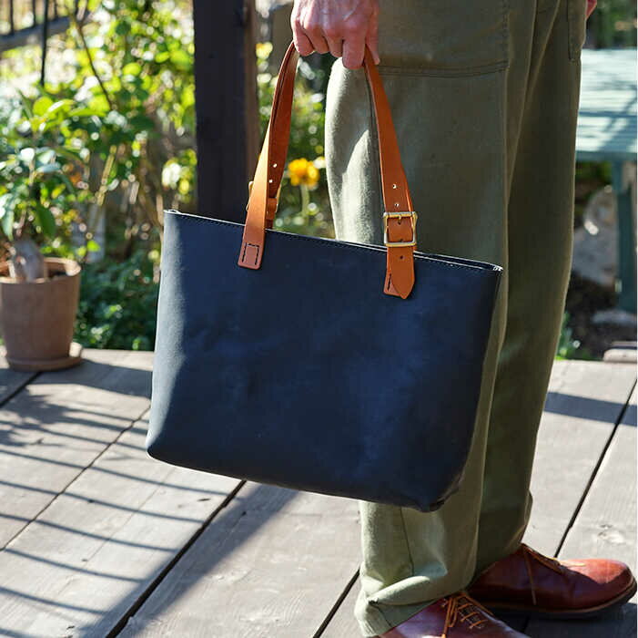 【ふるさと納税】【経年変化を楽しむ本革製品】A4トートバッグ≪糸島≫【BLESS】クラフト/革製品/オリジナル/レザー/かばん [AAA021] 100000円 10万円 サムネイル3