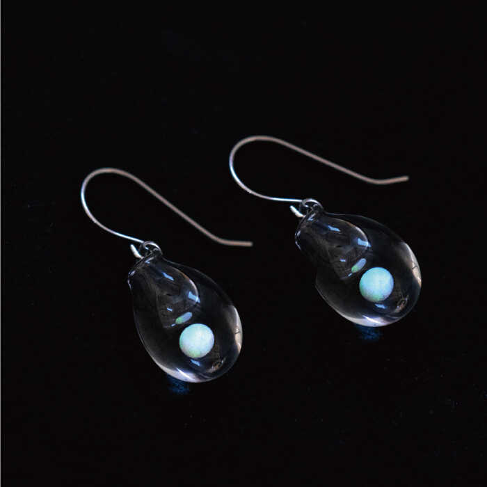 【ふるさと納税】moonアロマフックピアス しずく/アイス Pt900（プラチナ）[ADB030] 88000円 8万8千円 サムネイル3