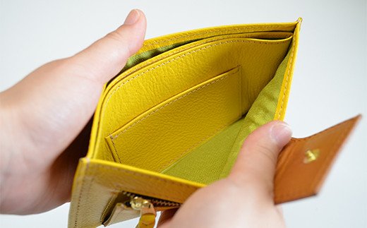 【ふるさと納税】スマート長財布（シュリンクレザー・イエロー）　BK007 サムネイル3