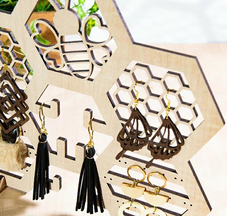 【ふるさと納税】【組立式】木製アクセサリーラック おすすめ 福岡県 大木町 アクセサリースタンド ピアススタンド 木製 日本製 ジュエリースタンド イヤリング ネックレス おしゃれ レーザー加工 雑貨 CK105 サムネイル3