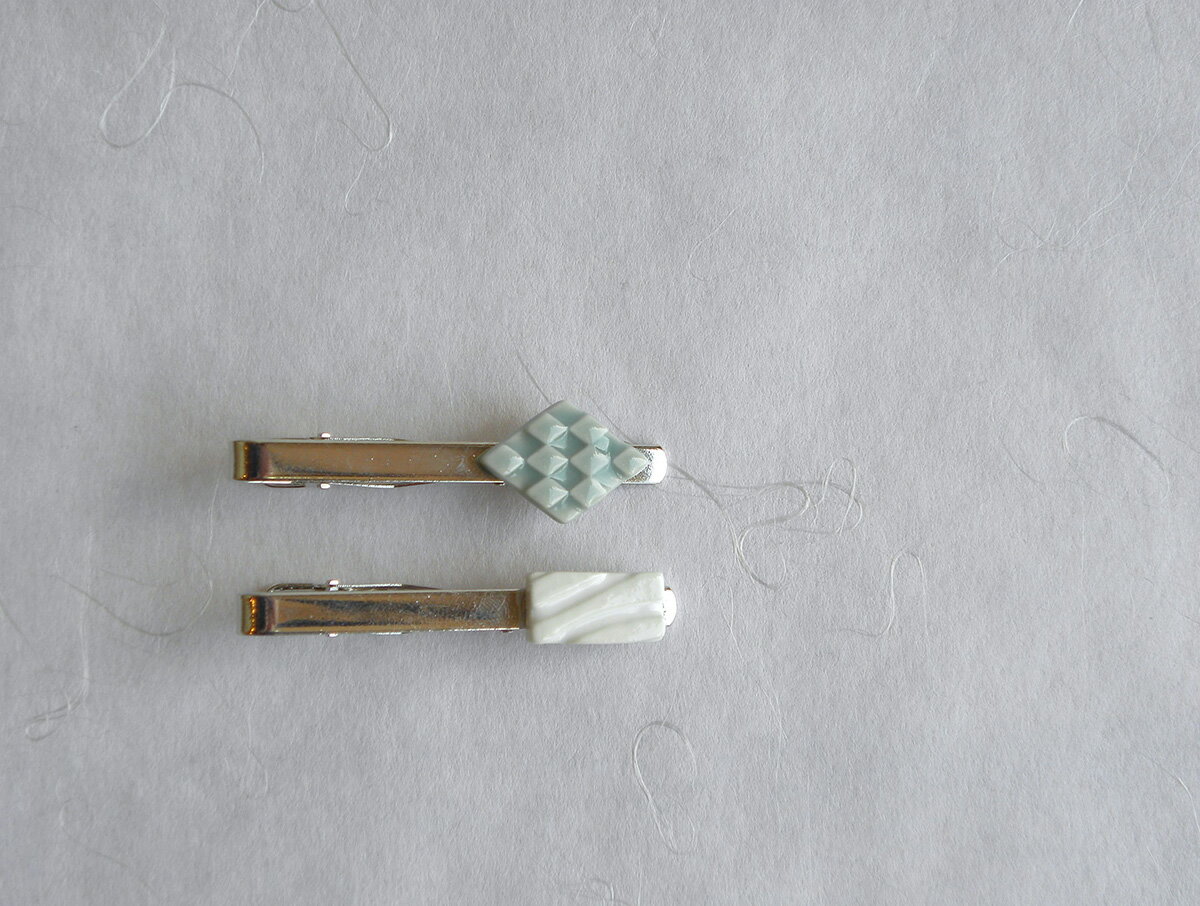 noji(楠 -kusunoki-) 有田焼ネクタイピン2個セット A12-217