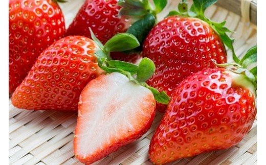 【ふるさと納税】ND-7 鍬本農園の黒酢いちご(ゆめのか)　平パック　260g×4パック サムネイル2