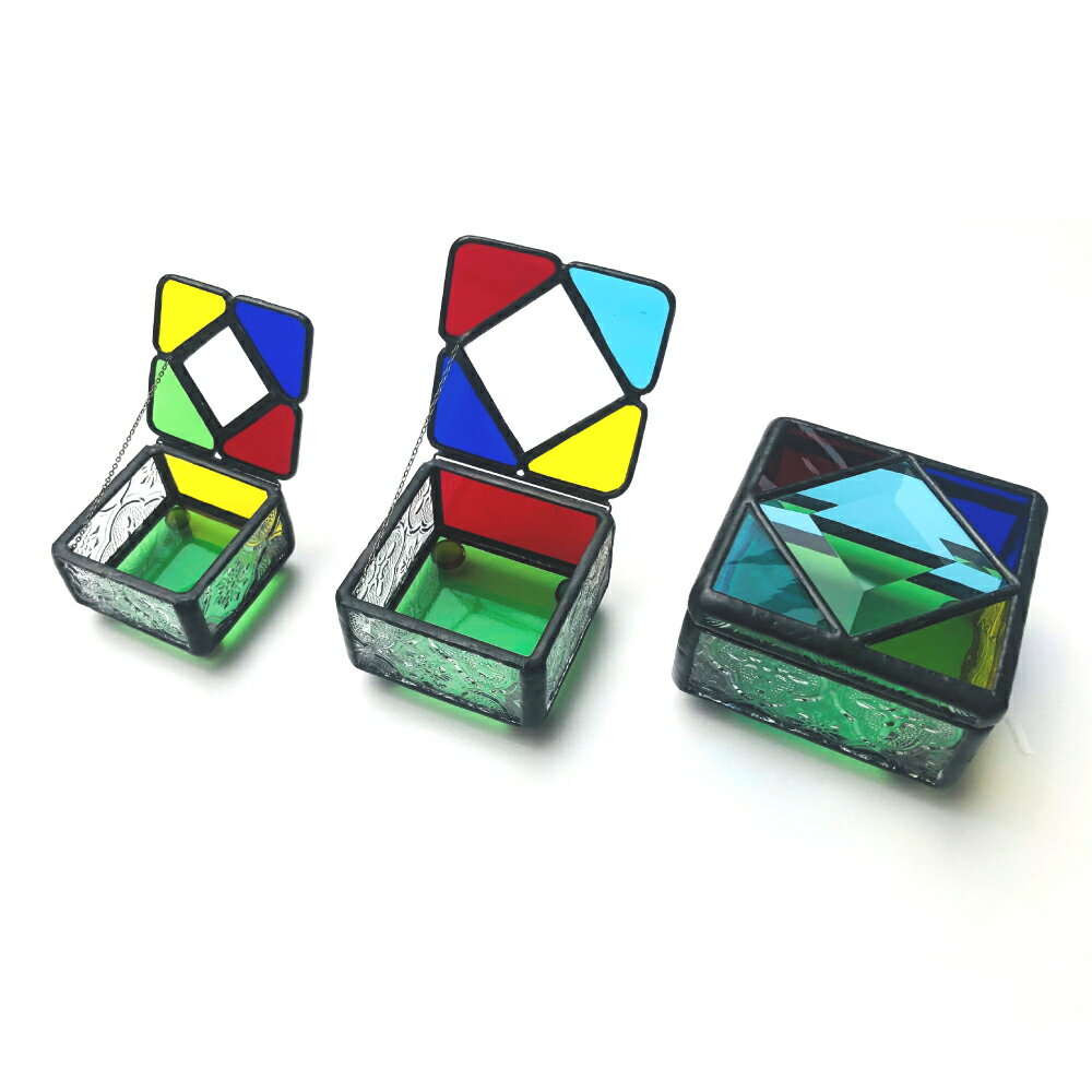 【ふるさと納税】NAGASAKI☆ジュエリーボックス（小）縦5cm×横5cm×高さ2.5cm ステンドグラス ガラス ステンドガラス ガラス細工 硝子 アクセサリーボックス 小物入れ 長崎 九州 国産 長崎県 長崎市 送料無料 サムネイル3