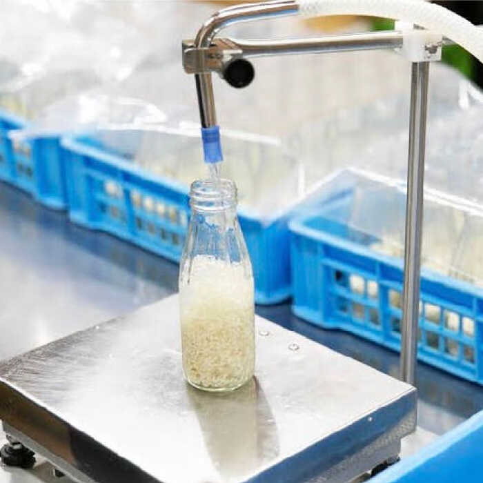 【ふるさと納税】【6回定期便 】【にっぽんの宝物世界大会2018 】甘酒 最優秀賞受賞！百年甘酒 370g×5本入り / 甘酒 あまざけ あま酒 甘酒 保存料 無添加 甘酒 米麹 無添加 砂糖不使用 健康甘酒 発酵食品 菌活 酵素 / 南島原市 / 酒蔵吉田屋 [SAI022] サムネイル3