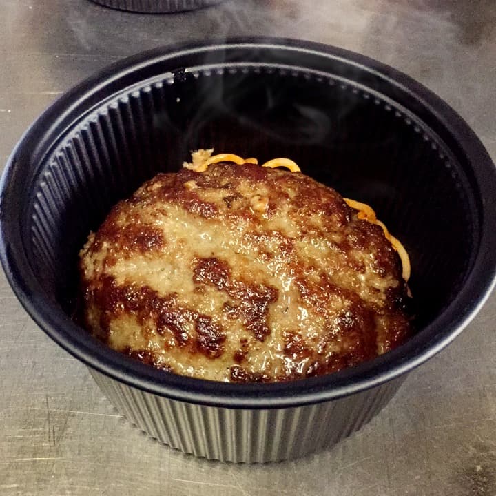 【ふるさと納税】あらびき牛 煮込み ハンバーグ 6個セット 250g 合計1,500g ハンバーグ デミグラスソース 手作り 熊本県 宇城市 冷凍 送料無料 ルボンヌ サムネイル3