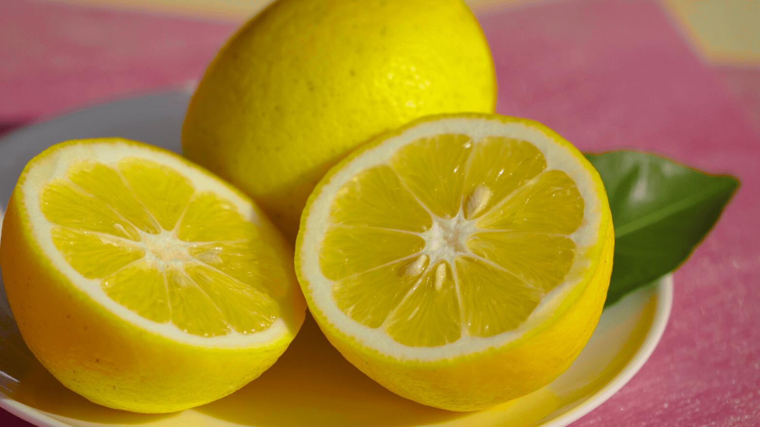 【ふるさと納税】先行予約 マイヤーレモン 約3kg (12〜20玉前後) 【2026年1月下旬-2026年2月中旬発送予定】 （レモン×オレンジ） れもん レモン 檸檬 果物 くだもの フルーツ 宇城市産 熊本県産 九州産 国産 送料無料 うちやま果樹園 サムネイル2