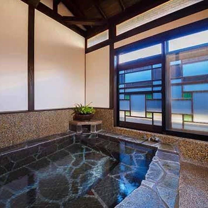 【ふるさと納税】由布院温泉エステの宿上の杜（かんのもり）1泊朝食＋90分エステ付お一人様宿泊券 | 湯布院 由布院 宿泊 宿 旅行 トラベル 食事 温泉 エステ ゆふいん 観光 旅行 人気 おすすめ トラベル 宿泊施設 宿 サムネイル3