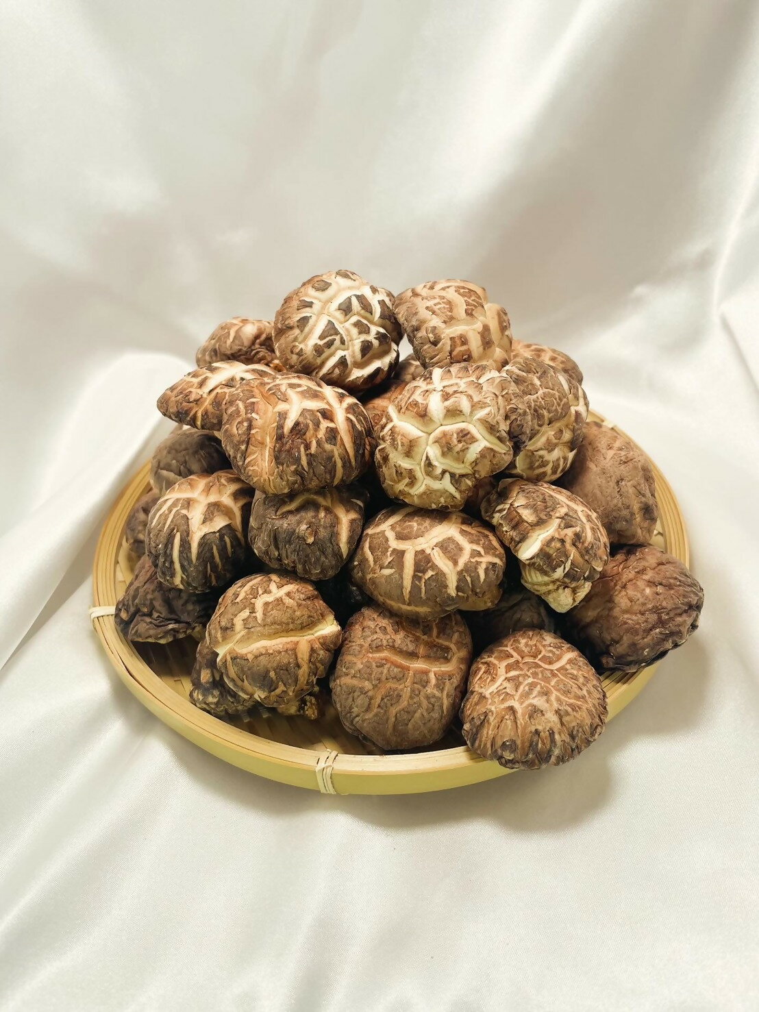 【ふるさと納税】【選べる容量】国東産どんこ干し椎茸 150g 50g×3袋 300g 50g×6袋 シイタケ しいたけ 乾物 おすすめ 栄養 食物繊維 出汁 朝食 夕食 大分県産 特産品 ご当地 - 画像3