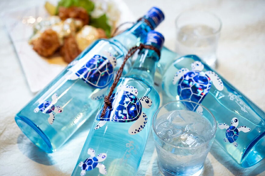 【ふるさと納税】 焼酎セット 日向あくがれ14° あくがれブルー かくちゃん農園 平兵衛酢果汁 計3本 セット 箱入り [藤原酒店 宮崎県 日向市 452061473] 焼酎 へべす ヘベス 平兵衛酢 果汁 酒 お酒 晩酌 本格芋焼酎 五穀焼酎 サムネイル2