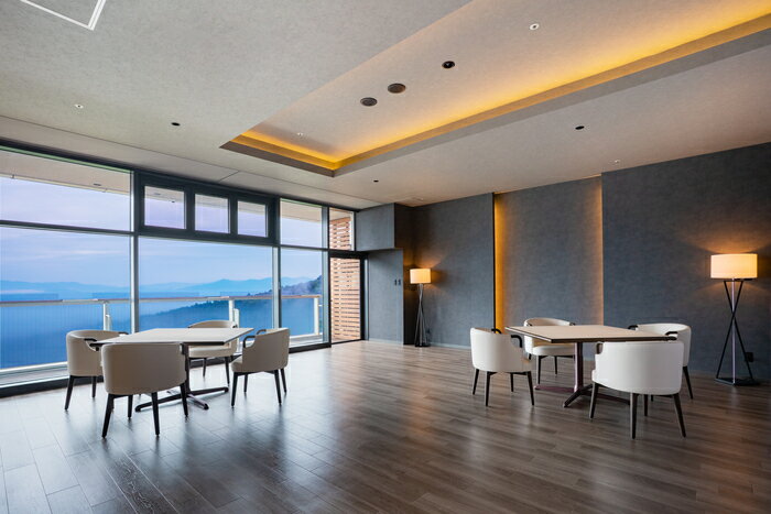 【ふるさと納税】＜1泊2食付ペア宿泊券＞別邸天降る丘 Lueur Gastronomieコース＜menu Lueur＞プラン(洋室ツイン、専用露天風呂) フレンチ フルコース 露天風呂付客室 チケット 旅行 夫婦旅行 カップル旅行 記念日 誕生日 1泊2食付 2名 ツイン 海 ご褒美【別邸 天降る丘】 - 画像2