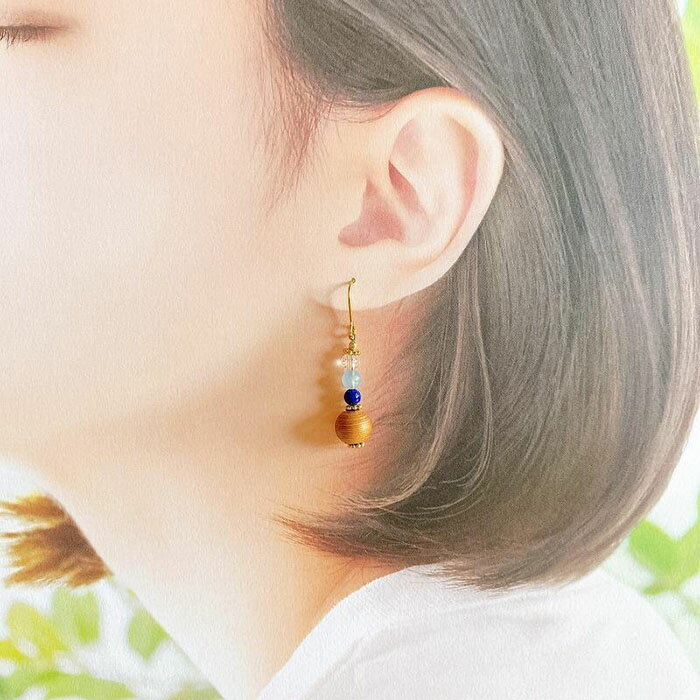 【ふるさと納税】屋久杉×3月誕生石　樹脂ピアス サムネイル2