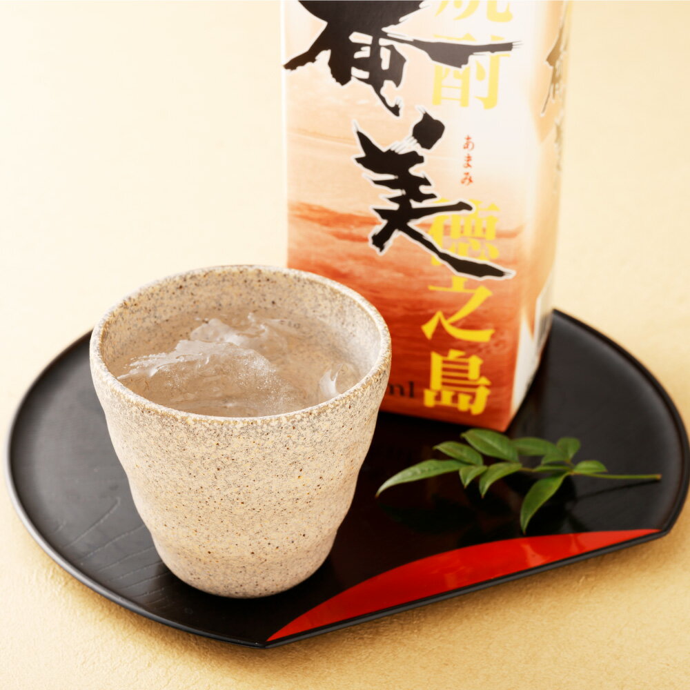 【ふるさと納税】【鹿児島徳之島】黒糖焼酎 奄美 30度 1800ml 3本 セット 計5.4L 紙パック パック 焼酎 お酒 さけ アルコール ロック 水割り ハイボール 晩酌 黒糖 米麹 鹿児島県 徳之島産 国産 送料無料 AG-33-N サムネイル3