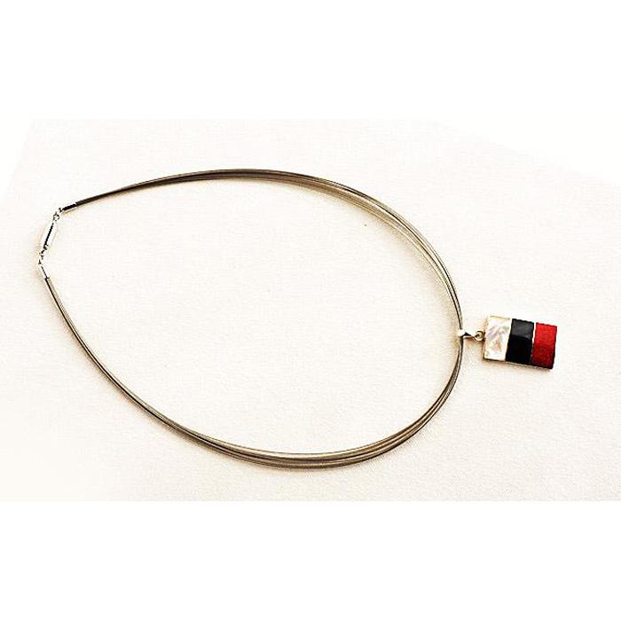 【ふるさと納税】白蝶貝とオニキス、ローズコーラルを素材にした「コードペンダント」貝工房かざはな[NC-7] サムネイル2