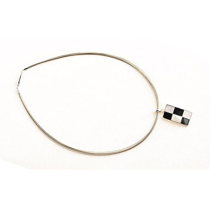 【ふるさと納税】白蝶貝とオニキスを素材にしたコードペンダント「貝工房かざはな」【NC-9】 サムネイル2