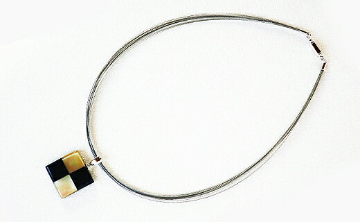 【ふるさと納税】夜光貝を素材にした「コードペンダント」貝工房かざはな【NC-3】 サムネイル2