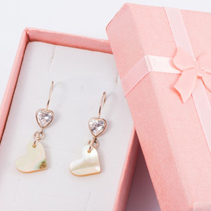 【ふるさと納税】悠ヶ風の夜光貝 ＜ シルバーハートピアス ＞ | 沖縄 那覇市 ファッション アクセサリー ピアス シルバー 夜光貝 手作り サムネイル2