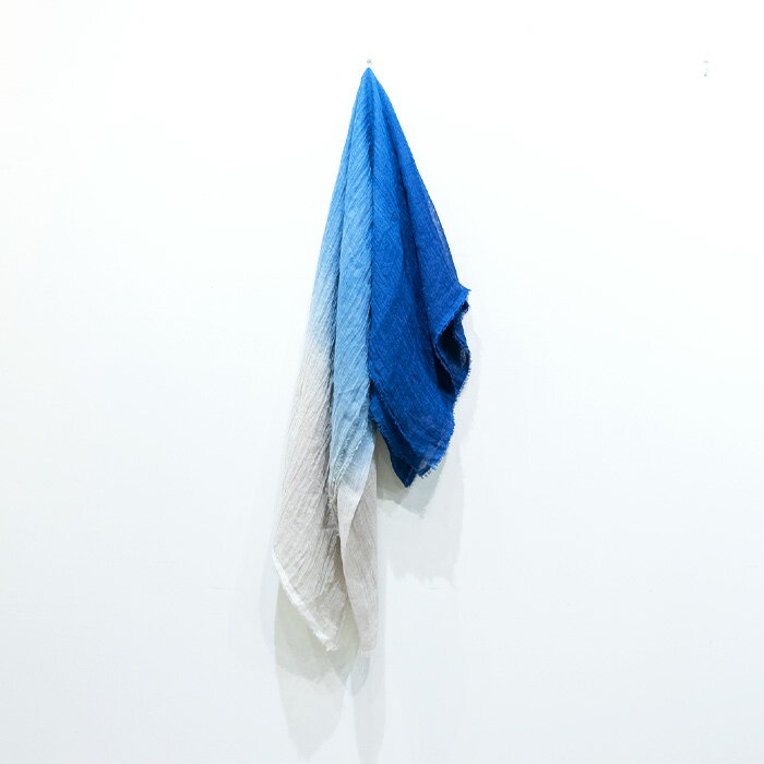 【ふるさと納税】【石垣島の藍染工房】リネン 大判 ストール【カラー:グラデーション】KB-168-1 サムネイル2