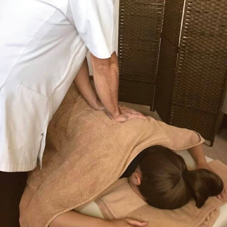 【ふるさと納税】【瀬長島ホテルBODY CARE＆AESTHETIC】炭酸ヘッドケア＆全身ボディ　80分（BM009） サムネイル3