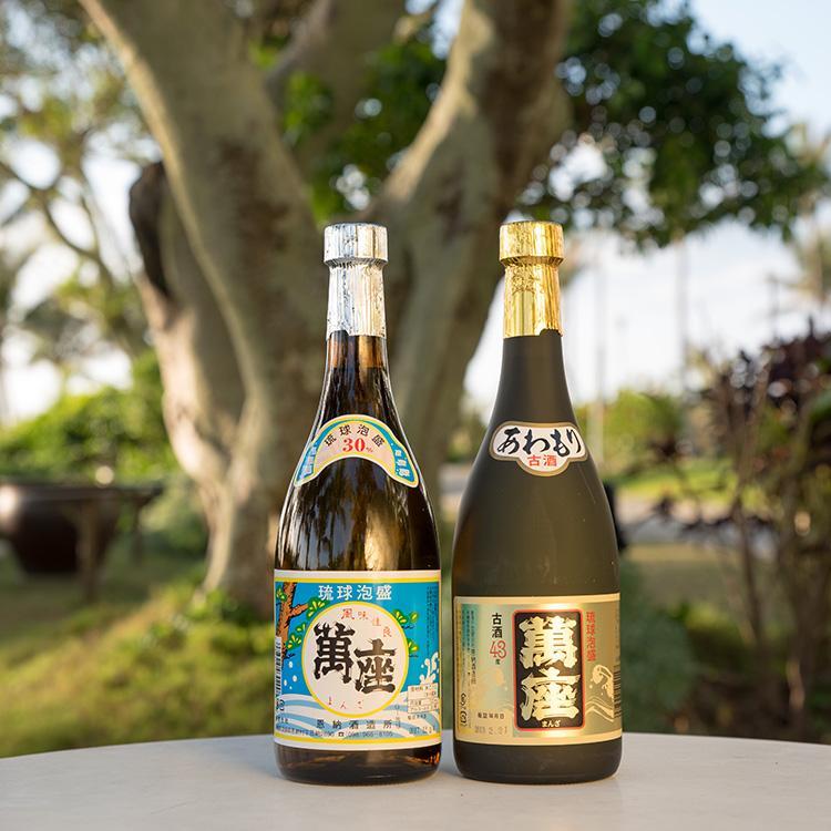 【ふるさと納税】酒 泡盛 琉球泡盛「 萬座 」 2本セット ｜ ブラック 3年古酒 43度 ＆ 萬座 30度（ 720ml × 各1 ） | 泡盛 古酒 お酒 さけ 恩納村 琉球 沖縄 人気 おすすめ 送料無料 ギフト 楽天ふるさと納税 サムネイル2