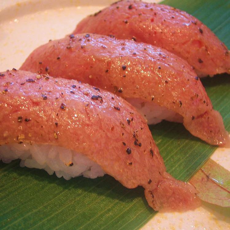 【ふるさと納税】チケット お食事券 30,000円分【琉球ダイニング桃香】｜食事券 | 食事券 チケット リゾート 黒毛和牛 海の幸 海ぶどう 券 金券 恩納村 沖縄 人気 おすすめ 送料無料 - 画像3