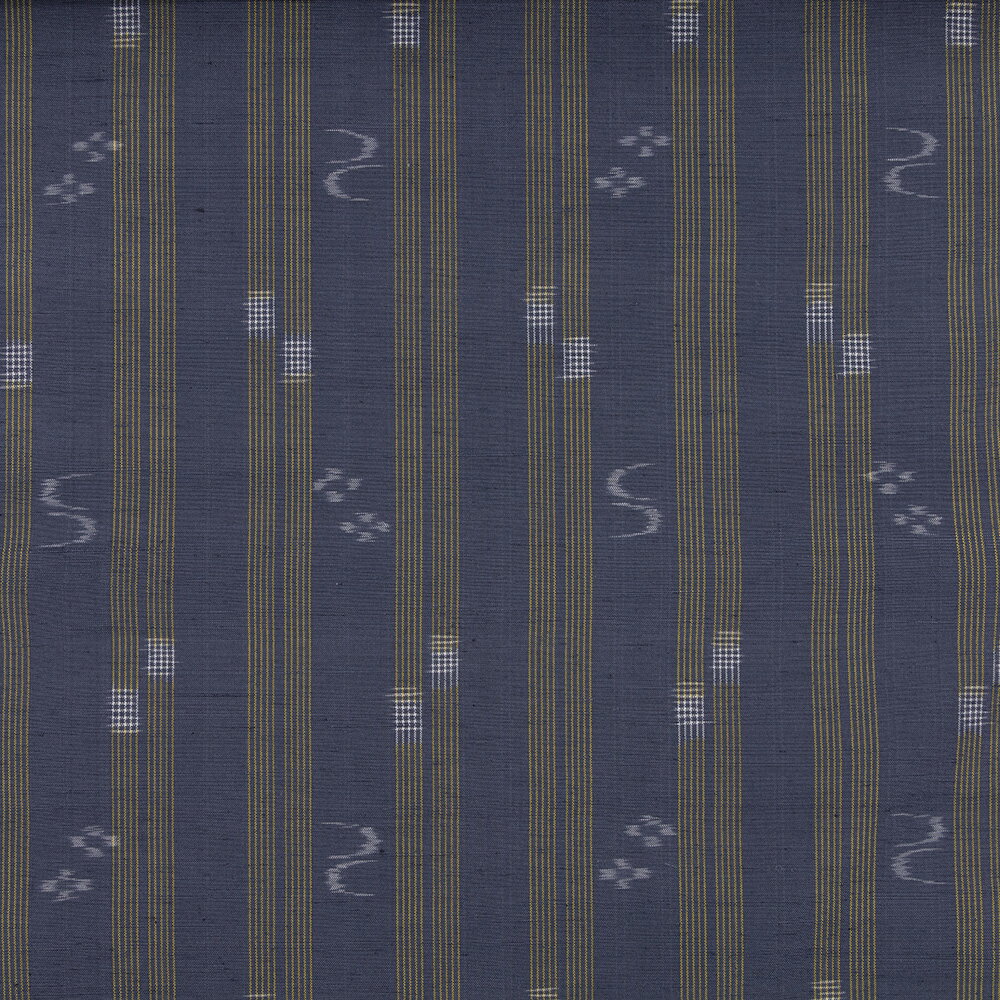 【ふるさと納税】【受注生産：納期4ヶ月～6ヶ月】琉球絣（着尺）　綾の中（アヤヌナーカ） サムネイル2