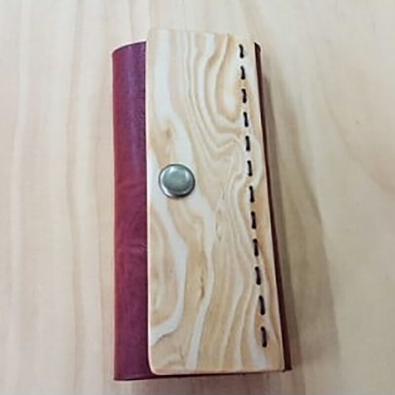 【ふるさと納税】［グレイン］琉球松と革で作ったキーケース - メンズ レディース 男性 女性 男女兼用 贈り物 ギフト おしゃれ 革製品 木製品 人気 おすすめ 沖縄県 八重瀬町 サムネイル3