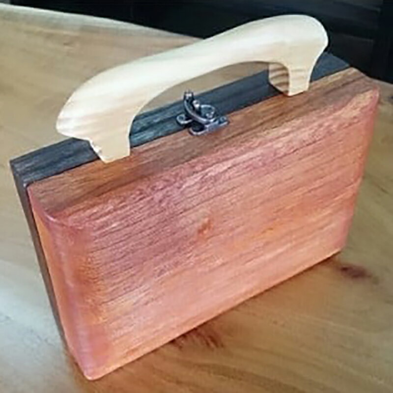 【ふるさと納税】［グレイン］琉球松と桐のバッグ - メンズ レディース 男性 女性 男女兼用 贈り物 ギフト おしゃれ ツートンカラー 木製品 人気 おすすめ 沖縄県 八重瀬町【価格改定】 サムネイル2